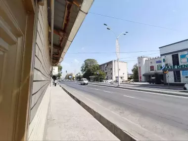 Продается участок дом в Янгиюле 1.8 соток