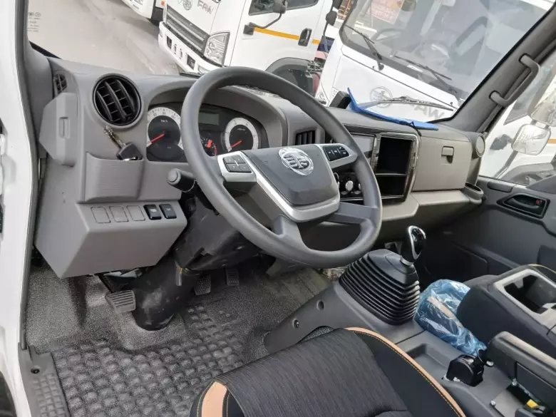 Автосамосвал FAW Tiger V VUM3110 4 м3