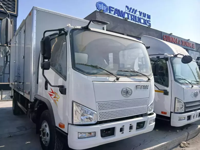 Автофургон промтоварный FAW Tiger V VUM1110 21,6м³