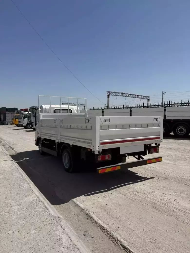 Автофургон бортовой FAW Tiger VR VUM1040, 7,6 м2