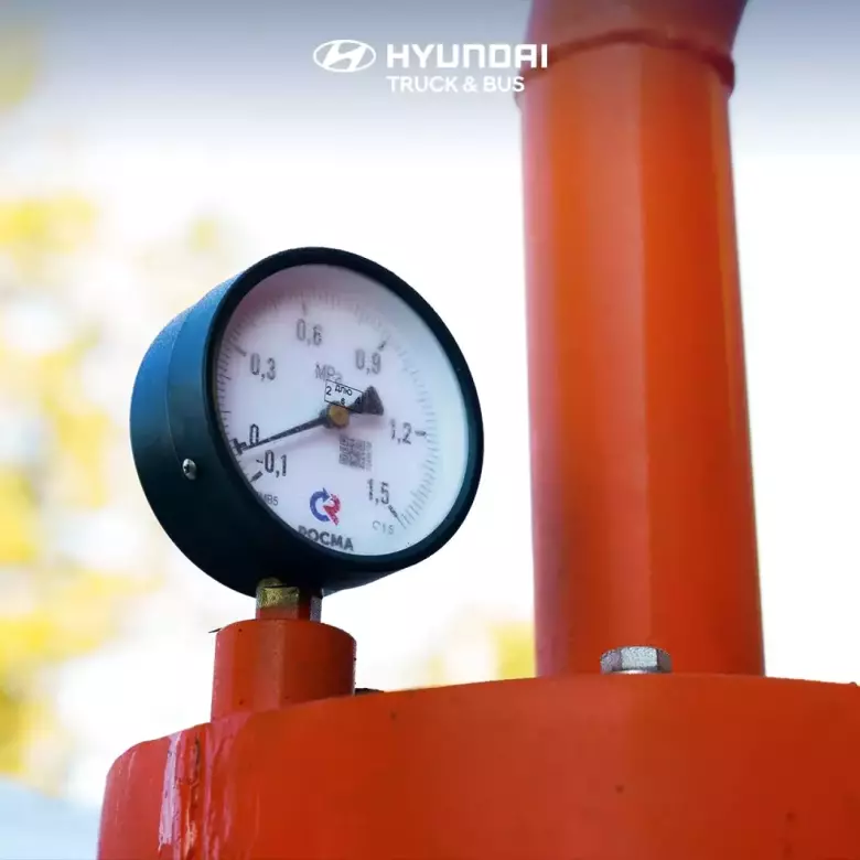 Ассенизатор (Вакуумная машина) 4 м3 HYUNDAI EX8