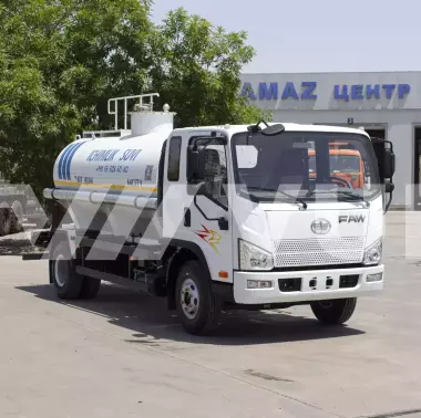 Водовоз питьевой воды FAW Tiger V 6 м³