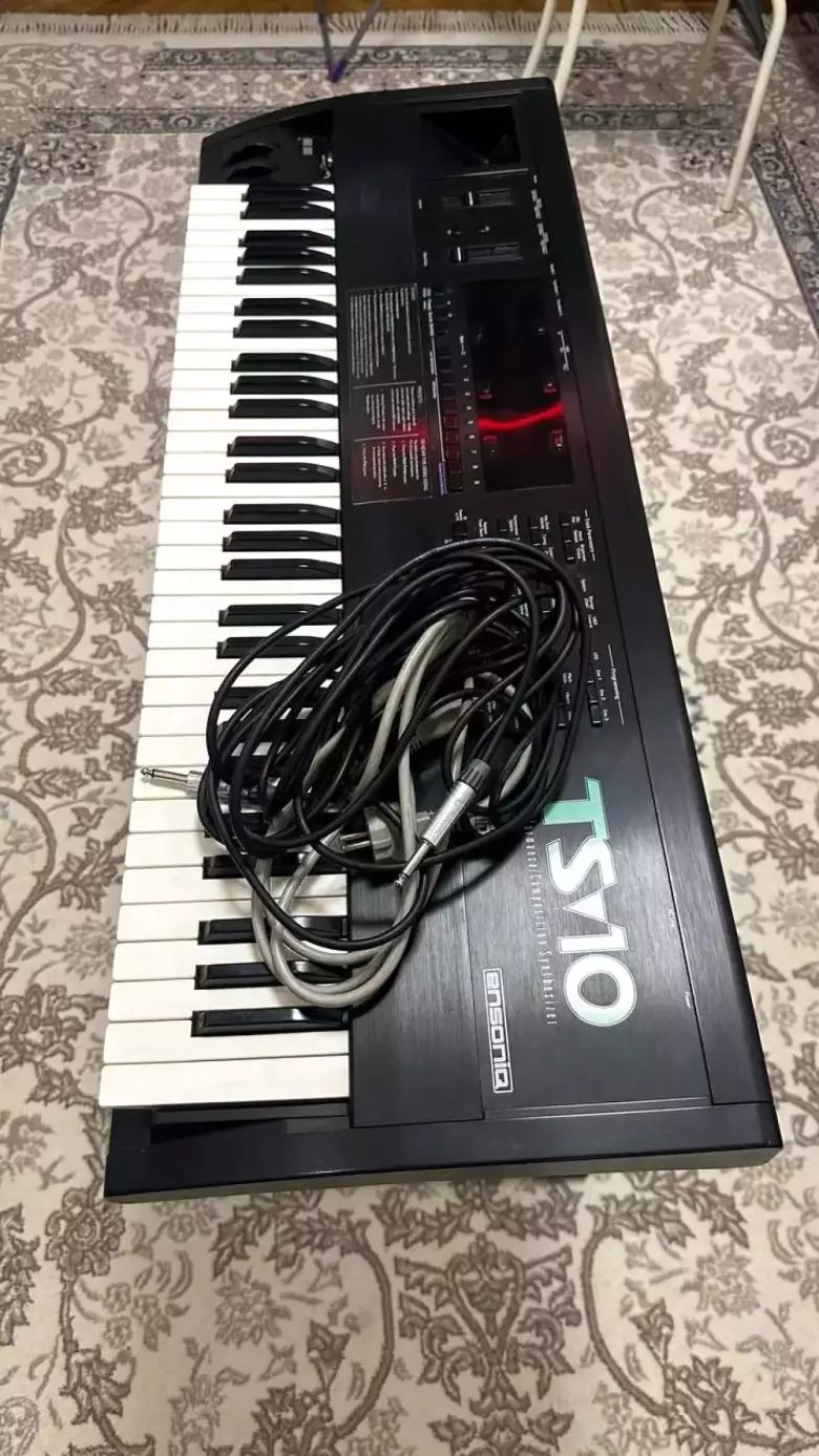 Продаётся клавиш insonic ts10