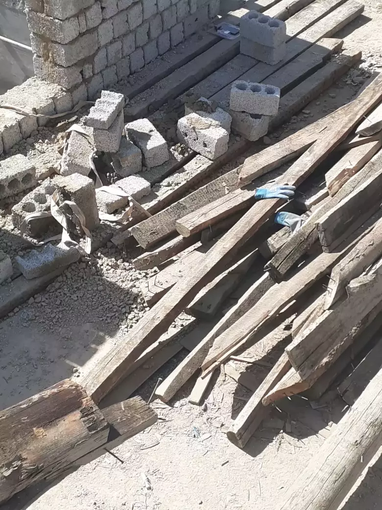 Срочно утин еки чёрный сотилади.