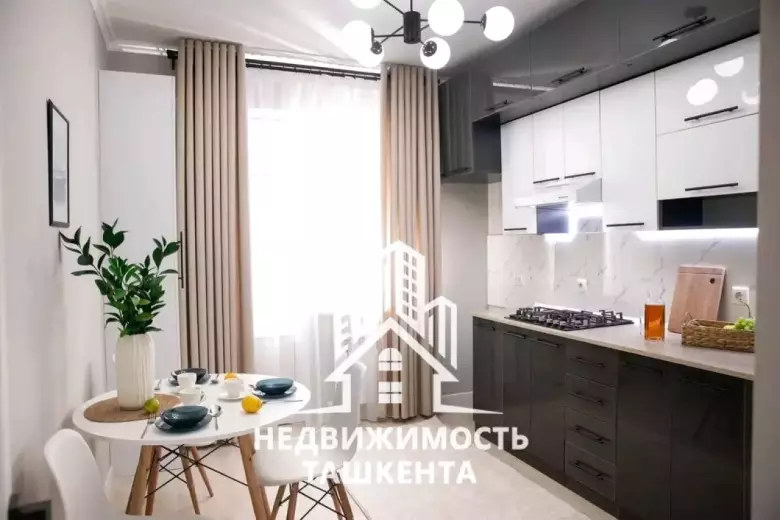 Продаётся 3-комнатная в махалле Олмос