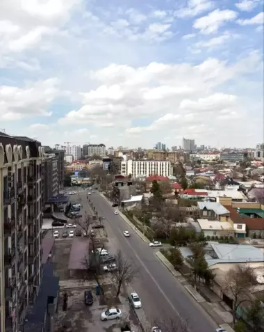 Продаётся 2-Ком. квартира Яккасарайском районе ул.Кичик Бешагач