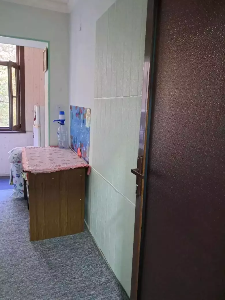 уй сотилади