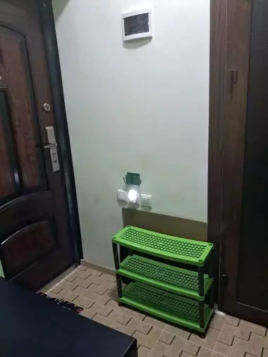 уй сотилади