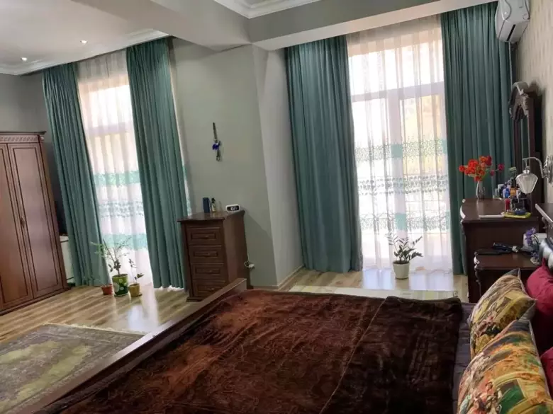 elite house