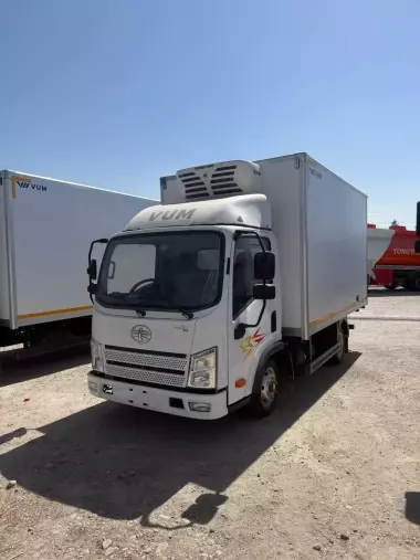 Автофургон рефрижератор FAW Tiger VH (-5°C) 5 т бензин/метан