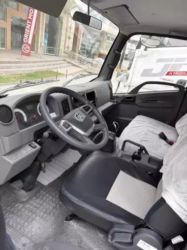 Автофургон цельнометаллический FAW Tiger V (24,6 м3)