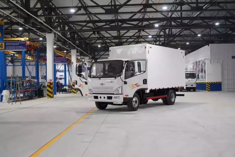 Автофургон цельнометаллический FAW Tiger VH 5 т бензин/ метан