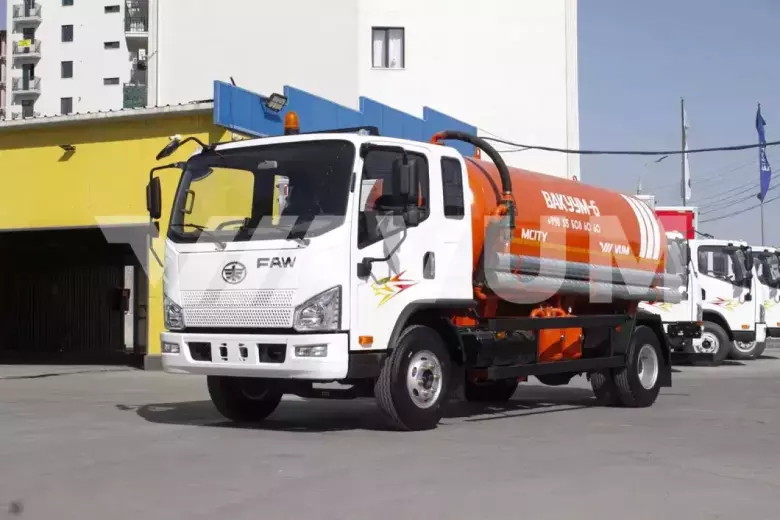 Ассенизационный автомобиль 6m³ FAW Tiger V