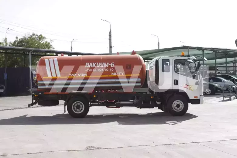 Ассенизационный автомобиль 6m³ FAW Tiger V