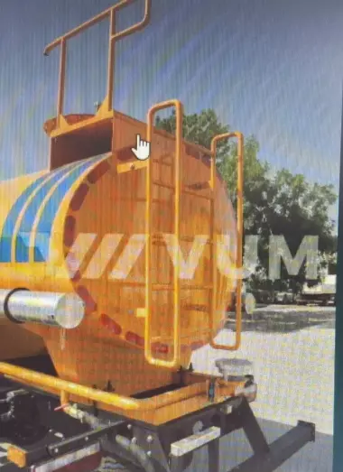 Поливомоечная машина 6m³ FAW Tiger V