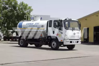 Водовоз питьевой воды 6m³ FAW Tiger V