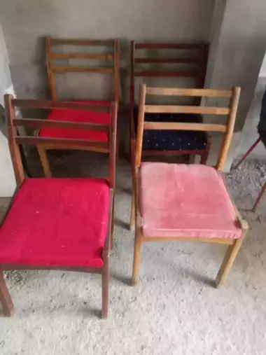 Продаем холодильник Орск, пелесос, гладилка, и стулья Тел- ,