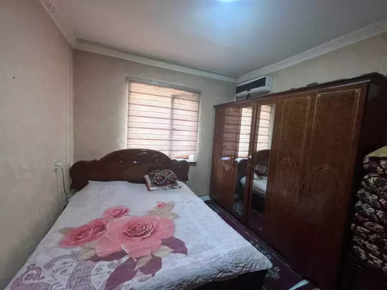 Продается: Квартира 3/4/4 Алмазарский р-н,Каракамыш 1/2