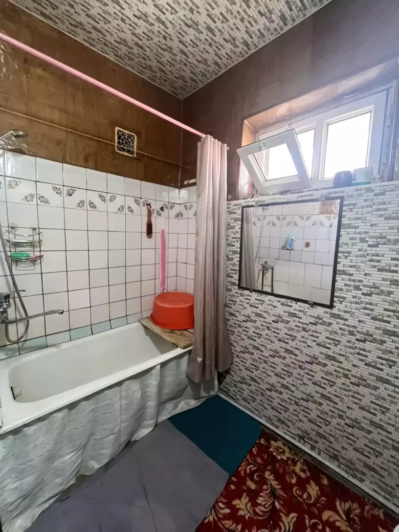 Продается: Квартира 3/4/4 Алмазарский р-н,Каракамыш 1/2