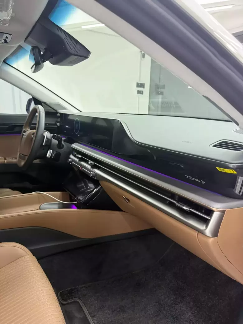 Hyundai Grandeur Callugraphy