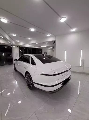 Hyundai Grandeur Callugraphy