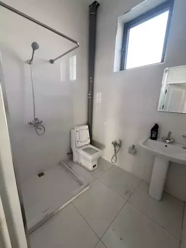 Сдаётся помещения под офис 4 уровневый + подвал на Проспект Кипчик Ханабад 1 линия‼️