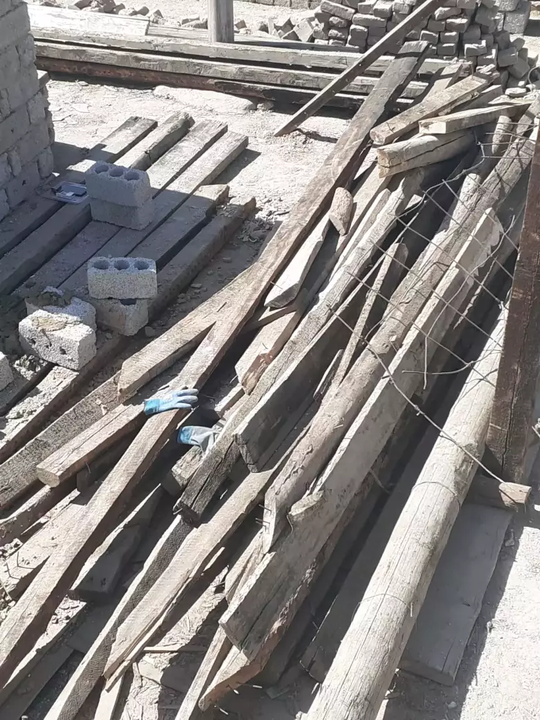 Срочно чёрный сотилади