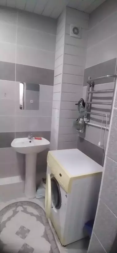 Сдаю квартиру 2/5/9 метроЮнусабад-11 "Мегапланет"