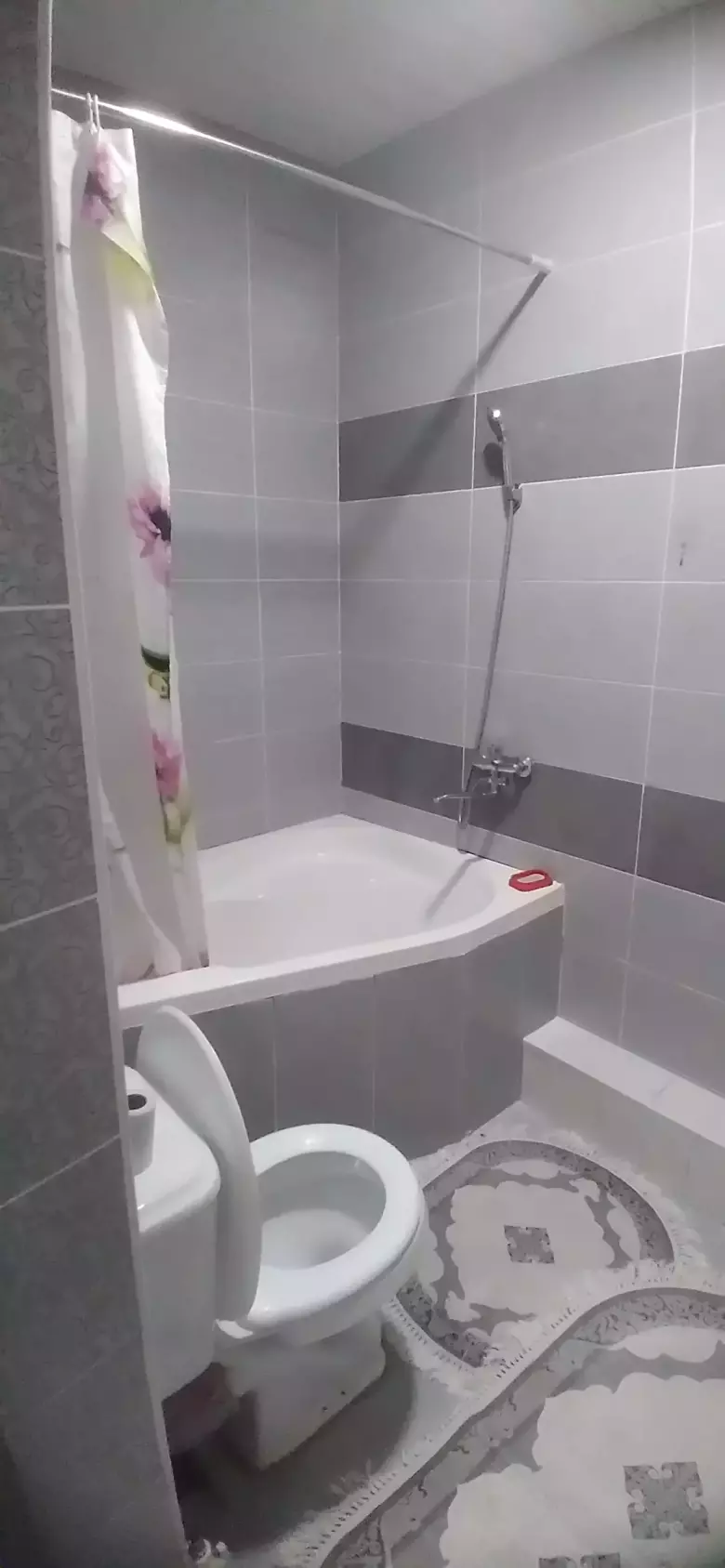 Сдаю квартиру 2/5/9 метроЮнусабад-11 "Мегапланет"