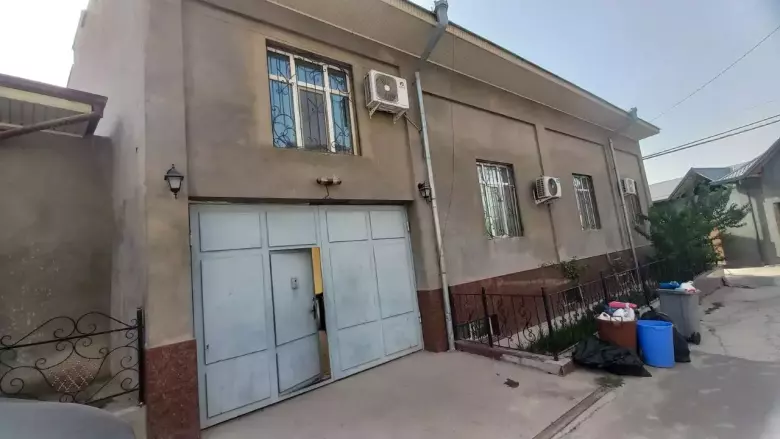 Продам дом Узгариш махалла "Юкори Дархон" 5,5соток 8комнат