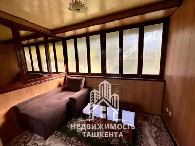 Продаётся 4-комнатная квартира на Ц-1