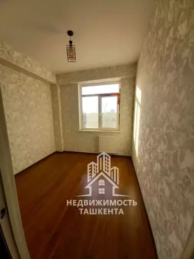 Продаётся 4-комнатная квартира в Юнусабадском районе