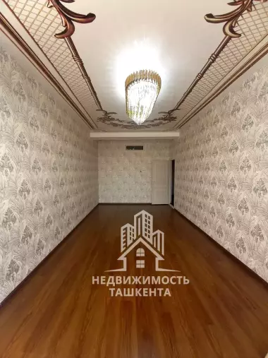 Продаётся 4-комнатная квартира в Юнусабадском районе