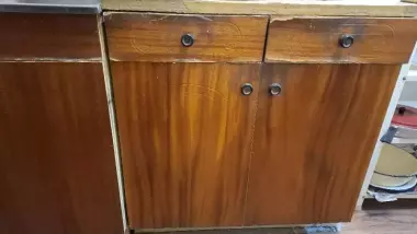 Oshxona mebeli sotiladi