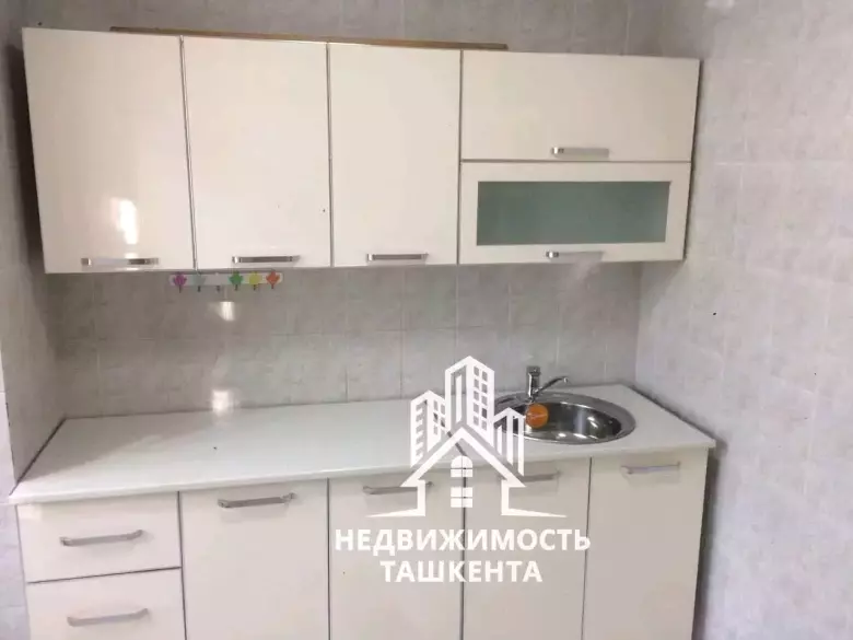 Продаётся 3-комнатная квартира на Ойбеке