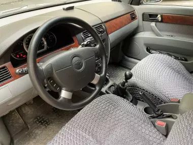 Продается своя Chevrolet Gentra (2 поз). Пробег 14 000 тысяч км. Реальный!