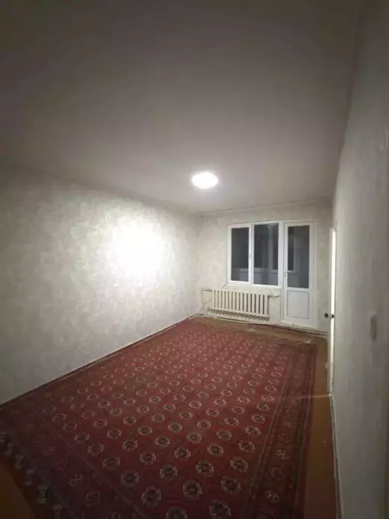Продам квартиру 2/5/5 метроБуюк ипак йули Художников