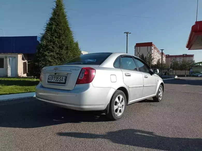 Продается своя Chevrolet Gentra (2 поз). Пробег 14 000 тысяч км. Реальный!