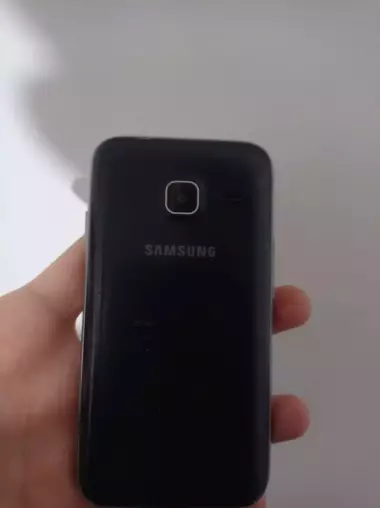 Samsung Galaxy J1 mini : 2 sim