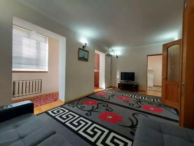 Продам квартиру 2/3/4 Себзар метроГ.Гуляма кирпич