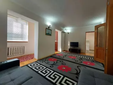 Продам квартиру 2/3/4 Себзар метроГ.Гуляма кирпич