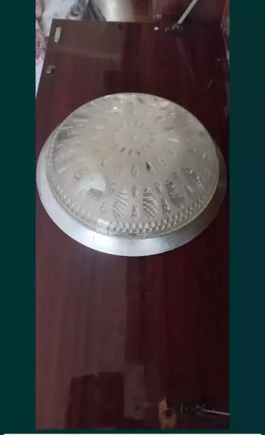 Люстры,бра,плофоны б/у.