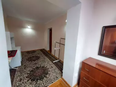 Продам квартиру 2/3/4 Себзар метроГ.Гуляма кирпич