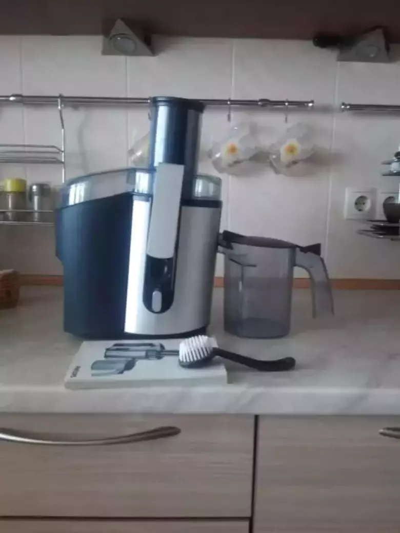 Продам соковыжималку " Philips HR 1861 " б/у.