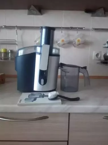 Продам соковыжималку " Philips HR 1861 " б/у.