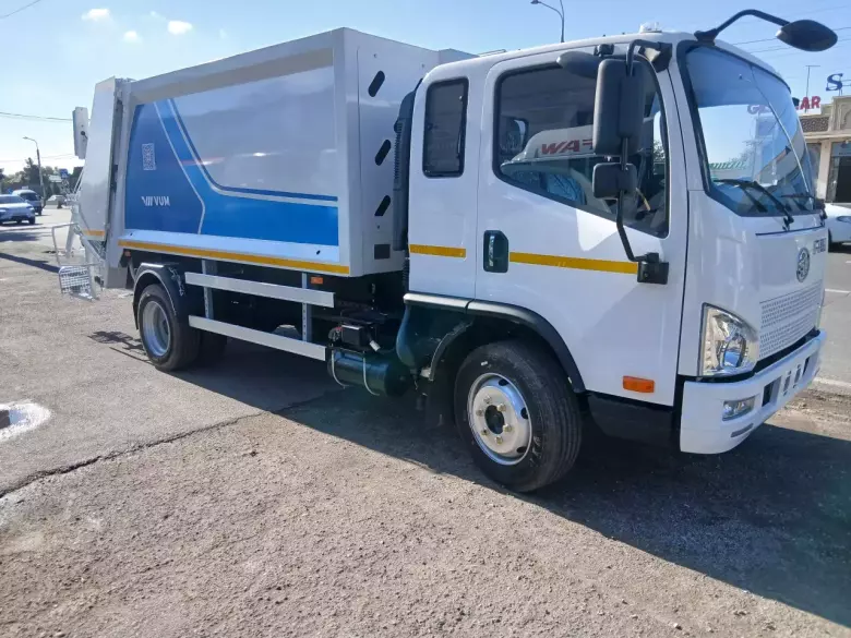 Мусоровоз FAW Tiger V (8+1м³)