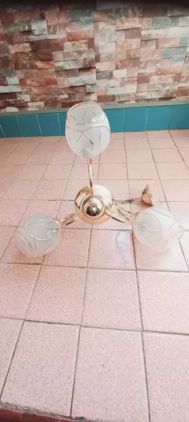 люстра ,бра,плафоны