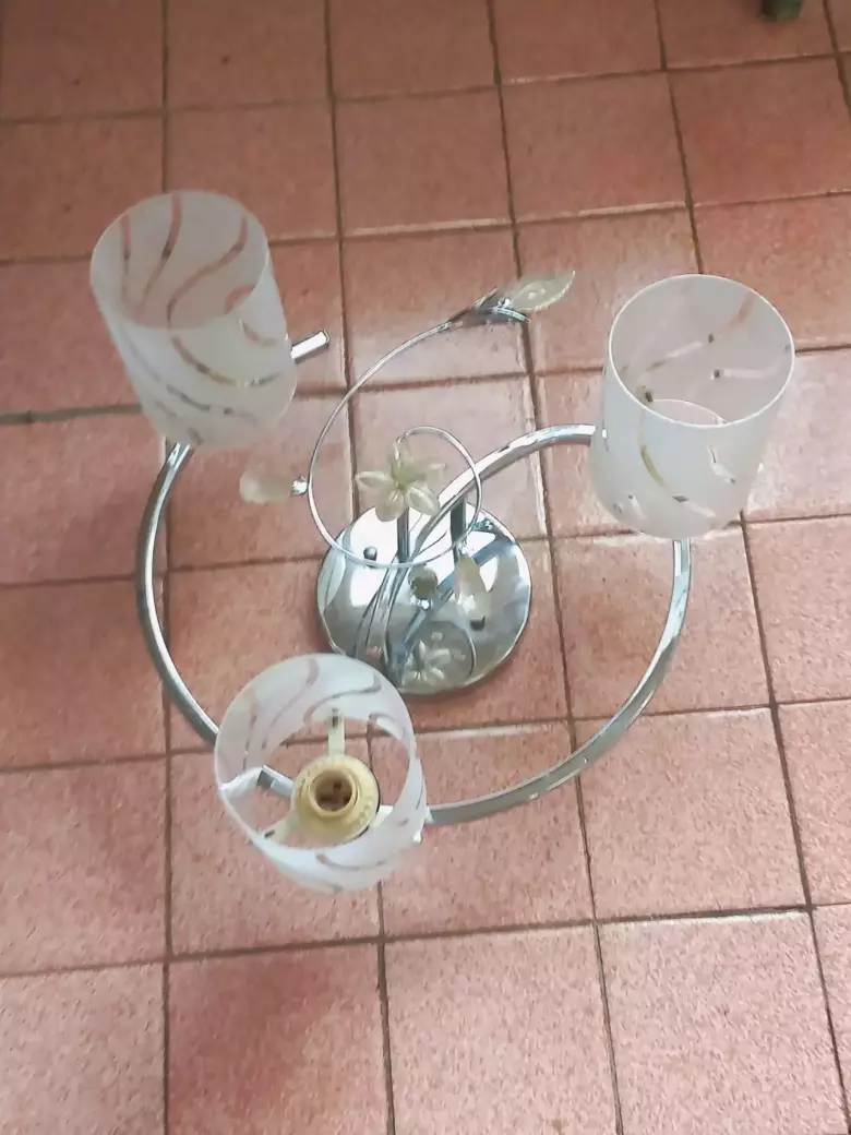 люстра ,бра,плафоны