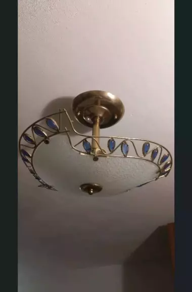 люстра ,бра,плафоны