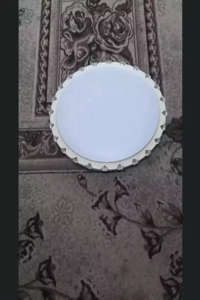 люстра ,бра,плафоны